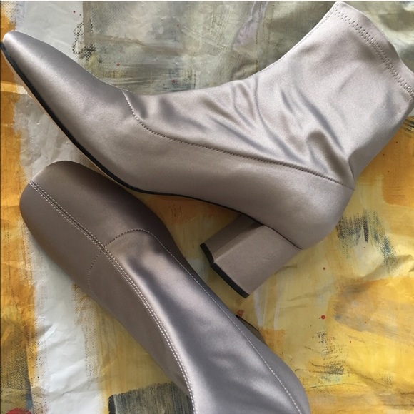 Zara Shoes - Zara Girl Boss Boot